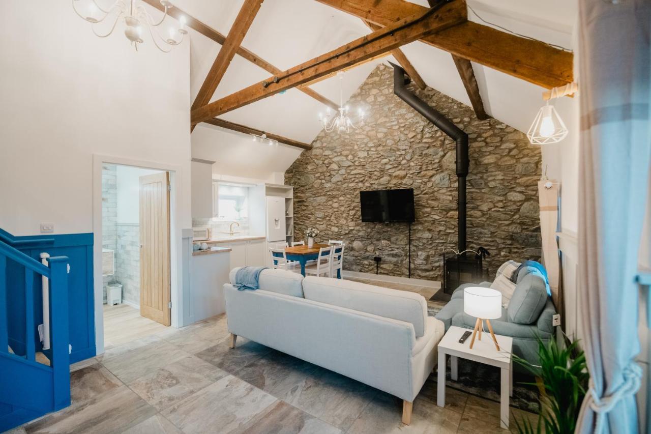 The Cow Shed At Pencraig Villa Holyhead Buitenkant foto